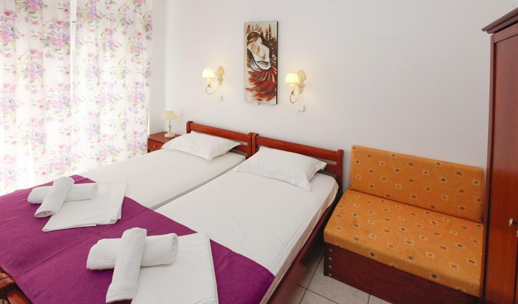 Nereids Apartments And Studios Chrysi Ammoudia Exterior foto