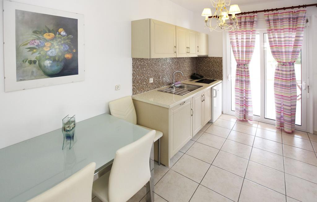 Nereids Apartments And Studios Chrysi Ammoudia Exterior foto