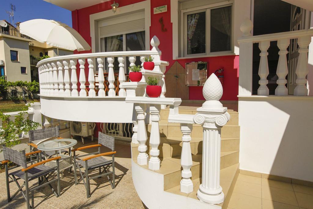 Nereids Apartments And Studios Chrysi Ammoudia Exterior foto